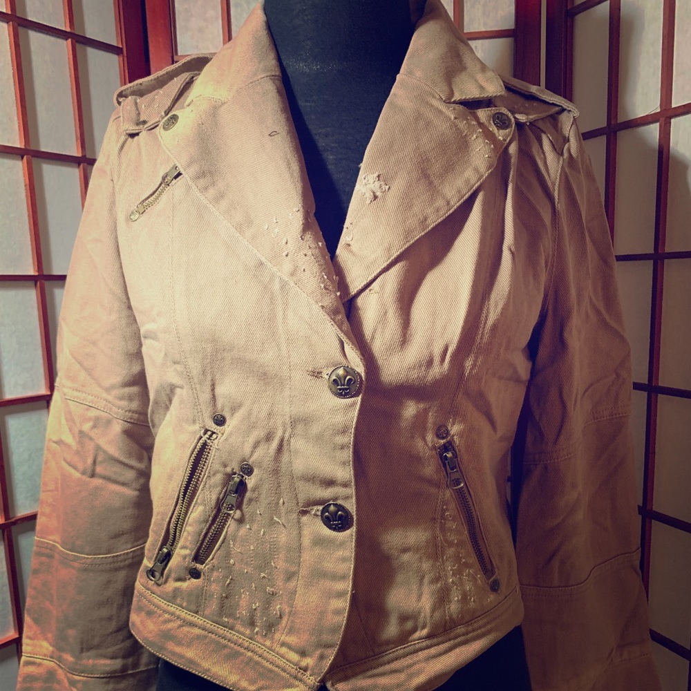 Women’s tan distressed zippered jacket, S, L